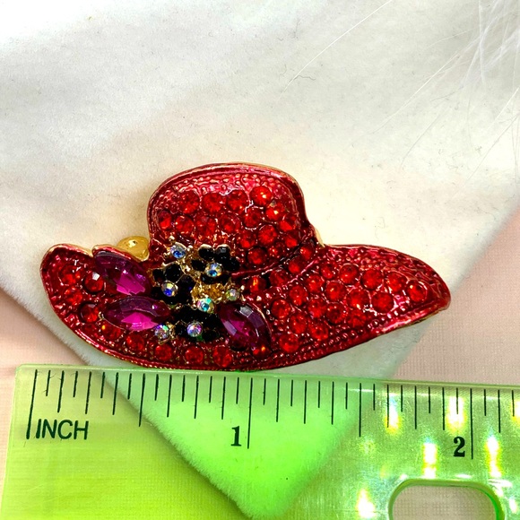 Red Rhinestone Lady Hat Brooch - Picture 3 of 3